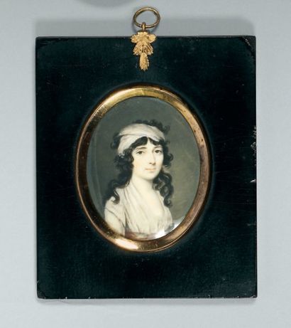 Louis ALEXANDRE (Reims, 1759-1827) Portrait de jeune femme en robe de soie blanche...
