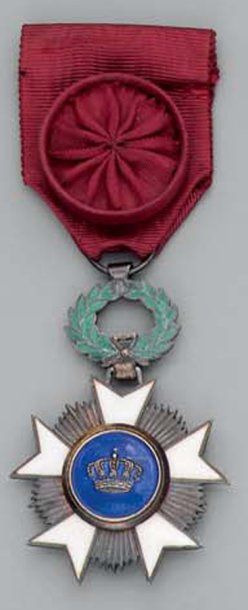 null BELGIQUE Ordre de la Couronne Fondé le 15 octobre 1897 par le roi Léopold II...