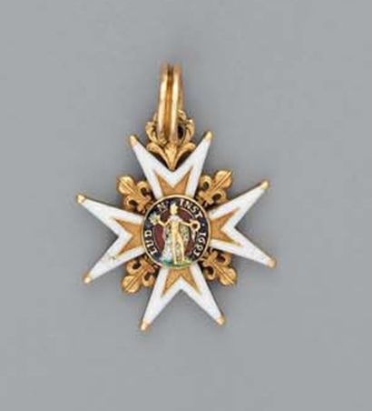 null Croix de chevalier d'époque Louis XV, légèrement réduite, en or et émail (cheveux...