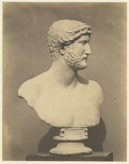 Roger Fenton (1819-1869) Buste d'Hadrien (du British Museum) Londres, 1857 Épreuve...