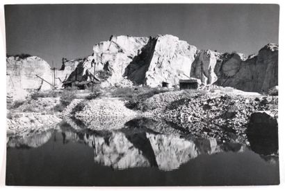 Yoichi Midorikawa (1915-2001) Une île où il y a une carrière de granit
Japon, vers...
