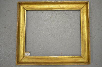 null Gorge en bois mouluré et doré. Fin du XVIIIe siècle. 29,8 x 48 cm
Profil: 6,5...