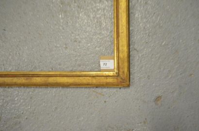 null Baguette plate en chêne mouluré et doré. Époque Louis XVI.
44,8 x 54,6 cm
Profil:...