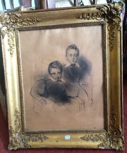 ECOLE du XIX siècle 
Portrait de famille
Dessin et rehauts de gouache.
Trace de signature
On...