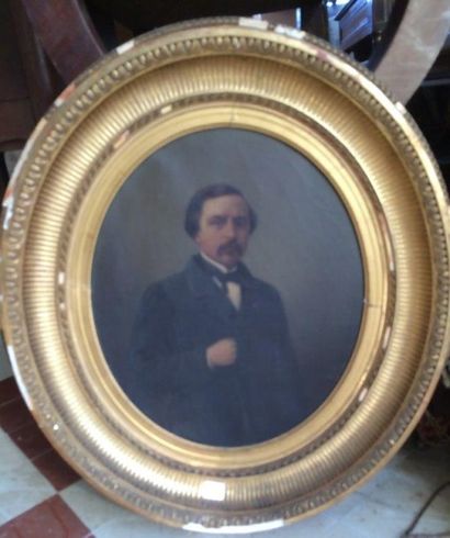 Claude GERARD (?) 
Portrait d'homme
Huile sur toile à vue ovale signée et datée 1883...