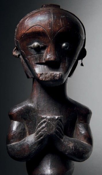 null Statue masculine du byeri à visage scarifié, Afrique équatoriale, Nord Gabon,...