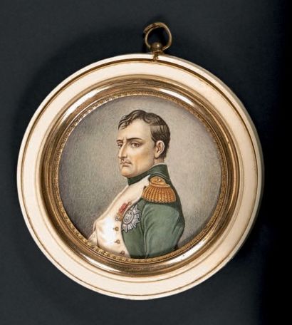 École Française du XIXe siècle Portrait de l'Empereur Napoléon Ier en buste vers...