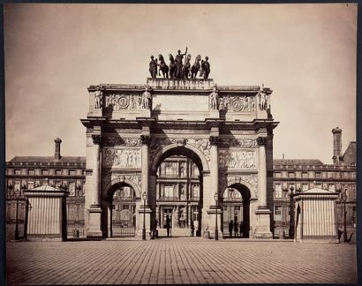Gustave Le Gray (1820-1884) Palais des Tuileries, Arc de triomphe du Carrousel construit...
