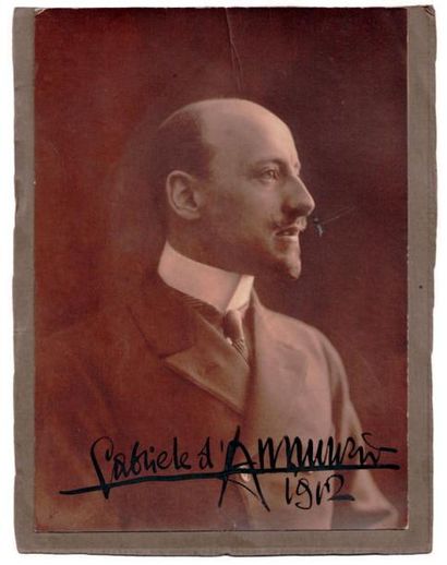 ANNUNZIO (Gabriele d') écrivain italien (1863-1938) Photo signée et datée 1912 format...