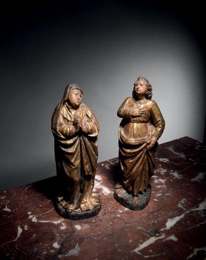 null Vierge et saint Jean de Calvaire en bois sculpté en ronde-bosse, doré et polychromé,...