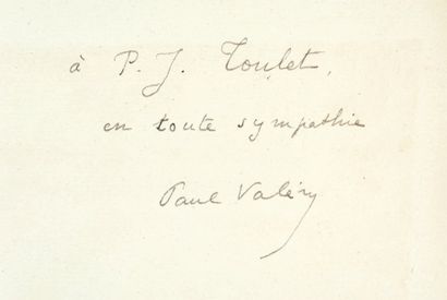 VALÉRY (Paul) LA JEUNE PARQUE. Paris, N.R.F., 1897. Plaquette in-4, brochée. Édition...
