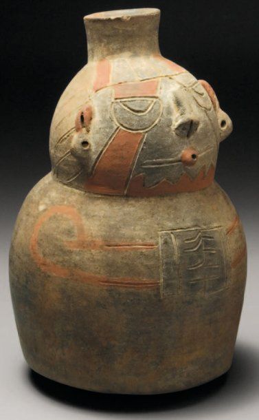 null Bouteille anthropomorphe Culture Paracas, Sud du Pérou. 700-400 av. J.-C. Céramique...