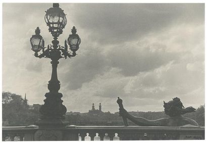 ILSE BING (1899-1998) Eiffel tower somewhere ? Paris, Vintage gelatin silver print,...