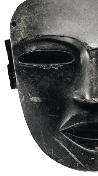 null Grand masque funéraire Teotihuacan Mexique central 450 à 650 après J.-C. Serpentine...