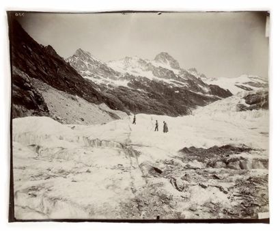 BRAUN 
Grindelwald, Mer de glace supérieure et les Schreckhörner, avec trois personnages,...