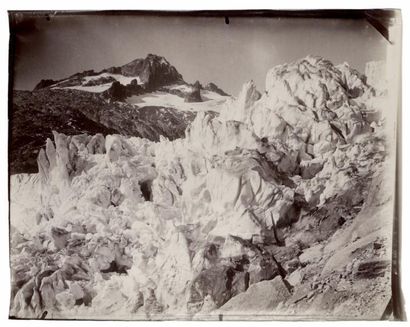 BRAUN 
Glacier du Rhône, Gerstenhorn, 1882
Épreuve albuminée, 238x305 mm, numéro...