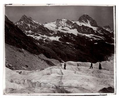 BRAUN 
Grindelwald, Mer de glace supérieure et les Schreckhörner, avec trois personnages,...