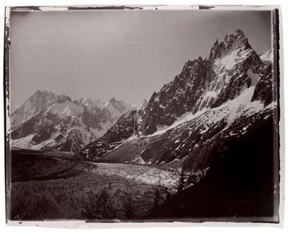 Adolphe Braun 
Massif du Mont-Blanc, Mer de Glace et Aiguille de Charmoz, vers 1860
Épreuve...