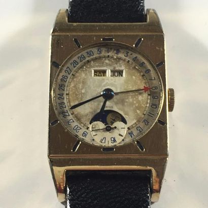 LE COULTRE LE COULTRE

No. 8141552. 

Montre bracelet en plaqué or avec calendrier...