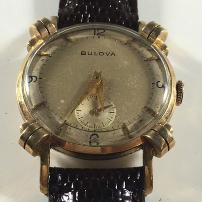 BULOVA BULOVA

No. 4542966. 

Montre bracelet en métal doré pour le marché américain....