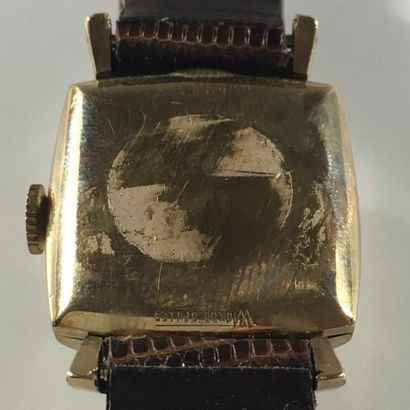 ELGIN ELGIN

"Schockmaster" No. 6809/F635616.

Montre bracelet en métal doré. Boîtier...