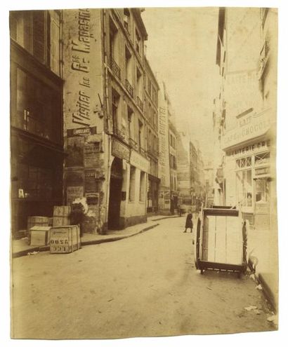 null 
Euge?ne Atget. 

Maison de Law, 91 rue Quincampoix, Paris, c. 1901 

Épreuve...