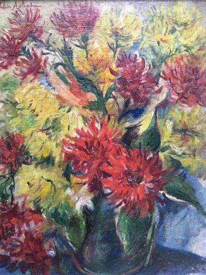 OLGA KLEIN-ASTRACHAN (1907-1999) 
Bouquet de fleurs
Huile sur toile
Signée en haut...