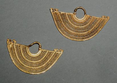 null Ensemble de deux boucles d'oreilles Culture Sinu, Bolivar, Colombie 1000-1500...