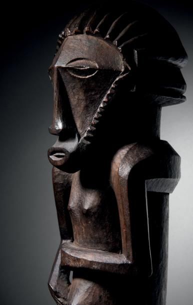 null ? Exceptionnelle statue d'ancêtre Bembé, République Démocratique du Congo
Bois...