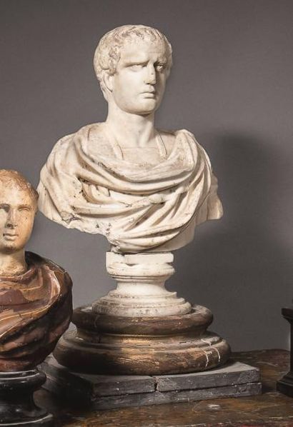 null Dans le goût de l'Antique
Buste d'un empereur romain
Piedouche en marbre bl...
