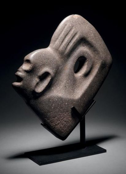 null HACHA-SINGE
Culture maya, Mexique ou Guatemala Classique récent, 600-900 ap....
