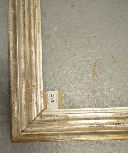 null CADRE en bois mouluré et argenté. XIXe siècle.
37,2 x 56,1 cm - Profil: 6 c...