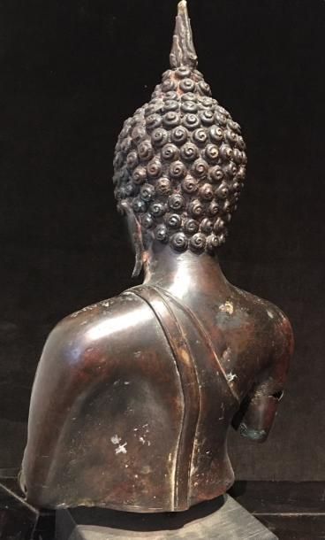 THAÏLANDE Bouddha
Bronze
Hauteur sans le socle: 36 cm