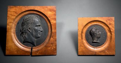 Lot de 3 médaillons Franz Woltreck (1800-1847) 
Portrait d'Amaury-Duval de profil
Médaillon...