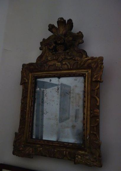 null Miroir en bois sculpté, doré Epoque XVIIIe