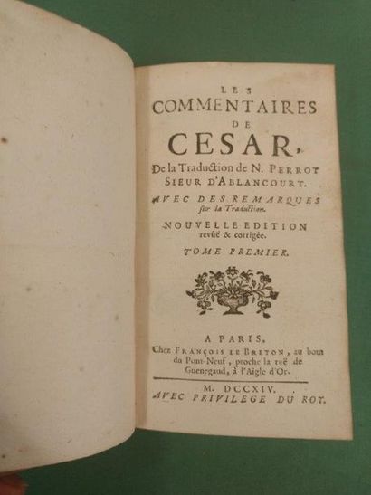 null CÉSAR (Jules). Les Commentaires. Paris, François Le Breton, 1714. 2 volumes...