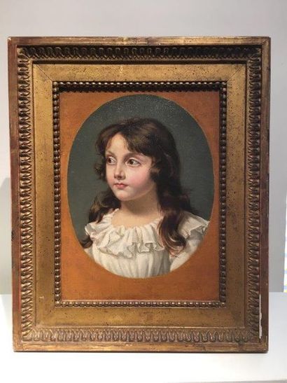 null Ecole française du XIXème Portrait de jeune fille Huile sur toile 32 x 24,5...