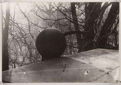null Composition sphérique, Jardin Royal (Spheric composition, Royal Garden), 1973
Épreuve...