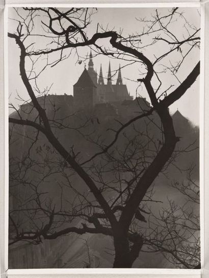 null Vues de Prague formant un triptyque (Views of Prague forming a triptych), 1962
Trois...