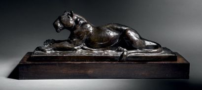 Maurice PROST (1894-1967) Lionne couchée
Bronze à patine brune
Signé «M. Prost» et...