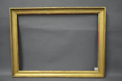 null GORGE en bois mouluré et doré.
Début du XIXe siècle.
53 x 75 cm - Profil: 5,4...