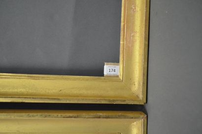 null DEUX GORGES en bois mouluré et doré.
Début du XIXe siècle.
41,6 x 56,2 cm -...