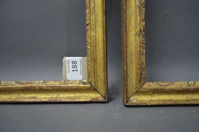 null PAIRE DE BAGUETTES en bois sculpté et doré.
Provence, XVIIIe siècle.
29,4 x...