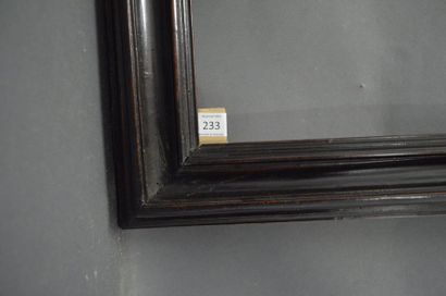 null CADRE en bois mouluré et noirci.
Italie, XVIIIe siècle.
68 x 94,7 cm - Profil:...