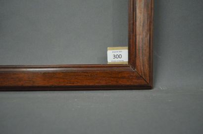 null BAGUETTE PLATE en acajou mouluré.
XIXe siècle.
39,1 x 51,7 cm - Profil: 4,7...