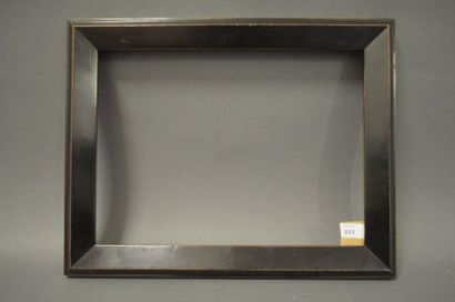 null CADRE en bois mouluré et noirci.
Italie, circa 1930.
28,3 x 38,7 cm - Profil:...