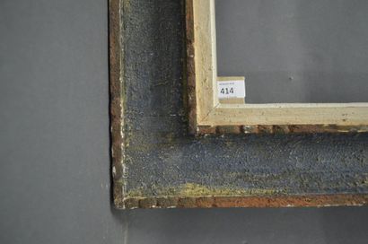 null CADRE À CASSETTA en bois mouluré et polychromé.
Circa 1930.
63,3 x 79,3 cm -...