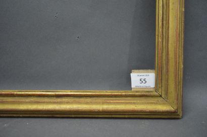 null BAGUETTE en bois mouluré et doré de style Louis XV.
XIXe siècle.
31,8 x 39,6...