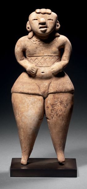 null VÉNUS DEBOUT
CULTURE MAYA, LAS CHARCAS, GUATEMALA
PRÉCLASSIQUE MOYEN, 900-400...