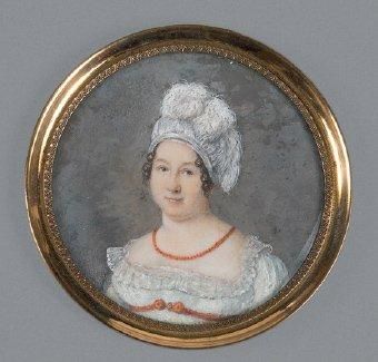 ECOLE FRANÇAISE VERS 1810 Portrait de la Maréchale Kellerman en robe de soie blanche...